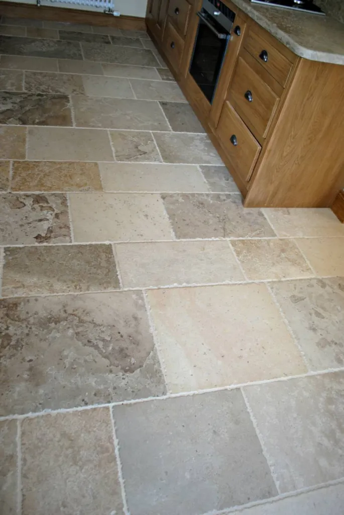 Pierre de Dordogne pour dallage intérieur et extérieur livraison de Bordeaux à Paris de Aix-en Provence à Nantes