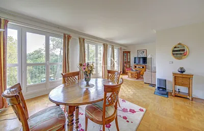 Le Vésinet Appartement 6 pièces 102m2 - Résidence calme aux abords du Parc de Montesquieu