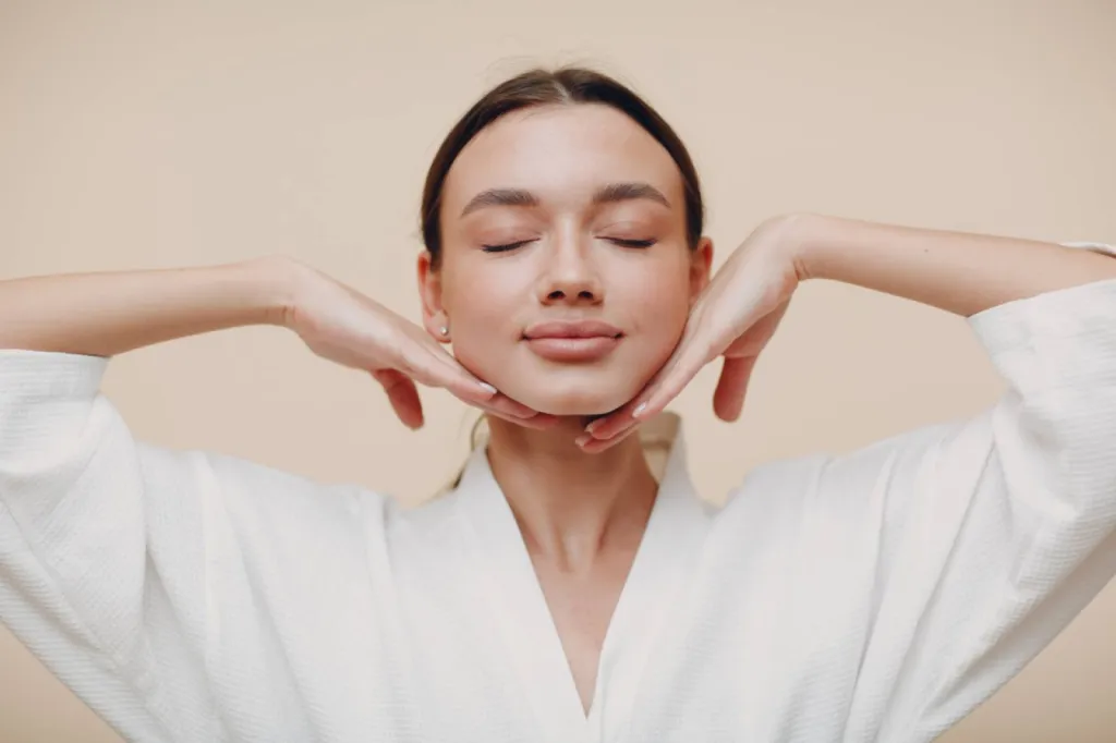 Massage liftant japonais du visage type Kobido à Pertuis