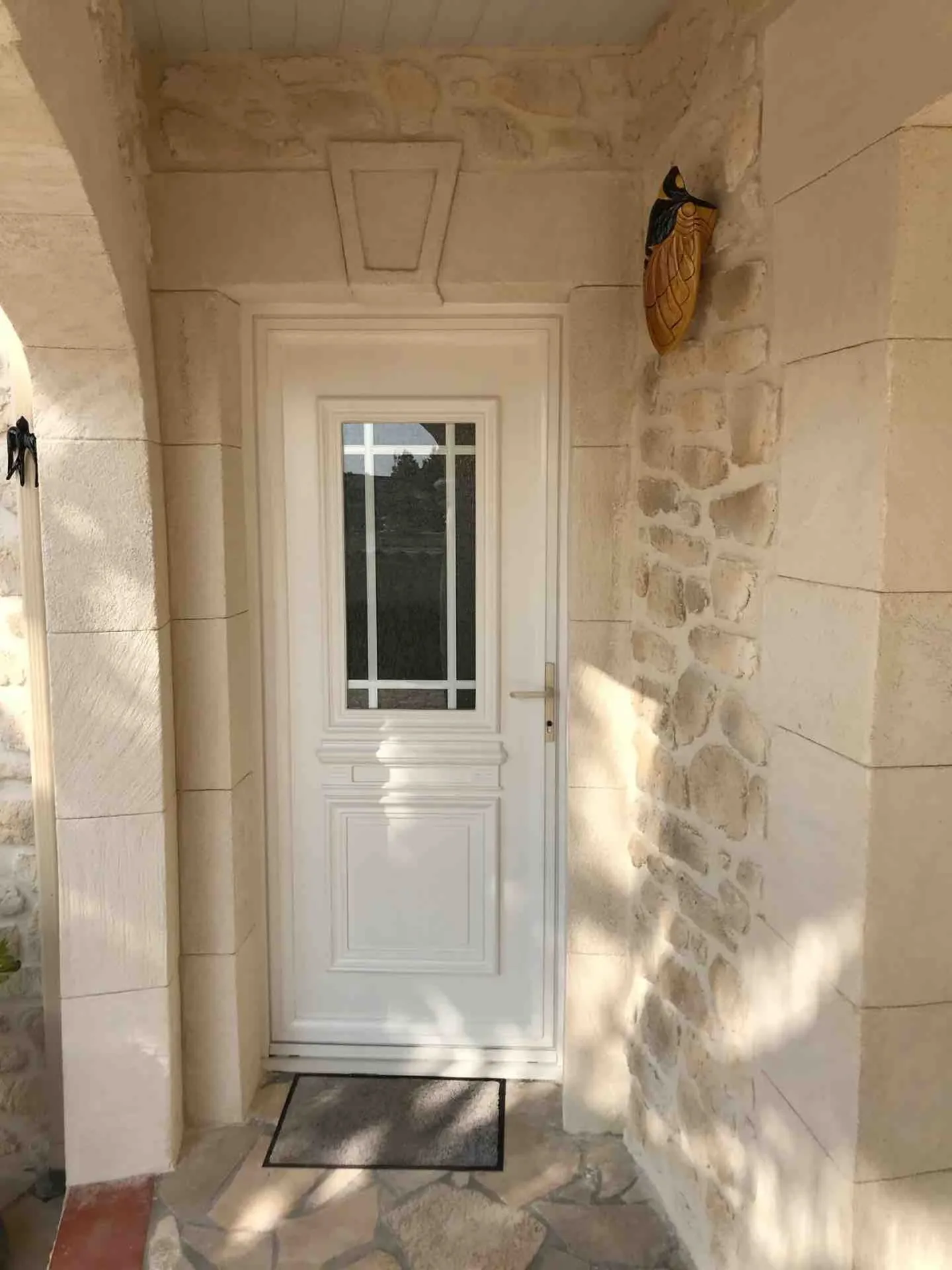 Décoration d’une façade en imitation Pierre à Pomérols dans le l'Hérault 