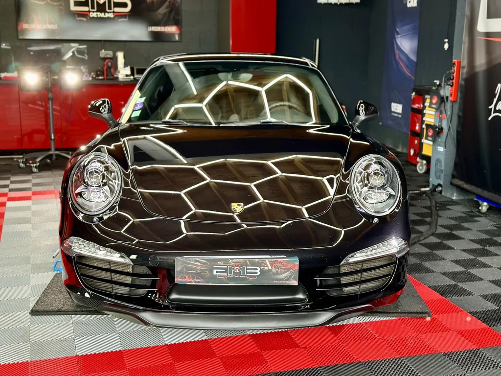 protection contre les rayures impacts film de protection PPF Lyon traitement céramique carosserie Porsche 911
