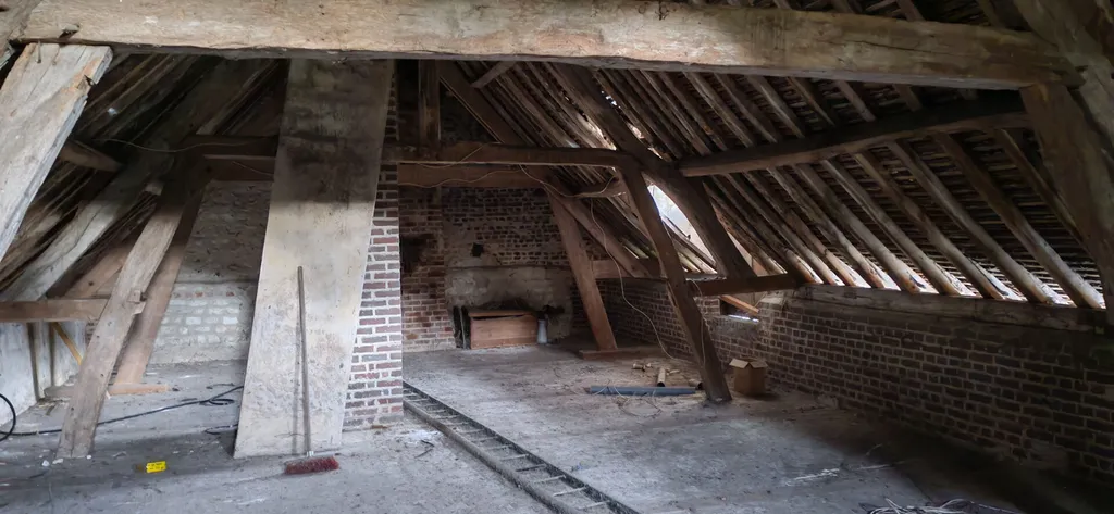 A vendre maison de 217 m² édifiée sur 1700 m² de terrain sur la commune de ORIVAL 76500