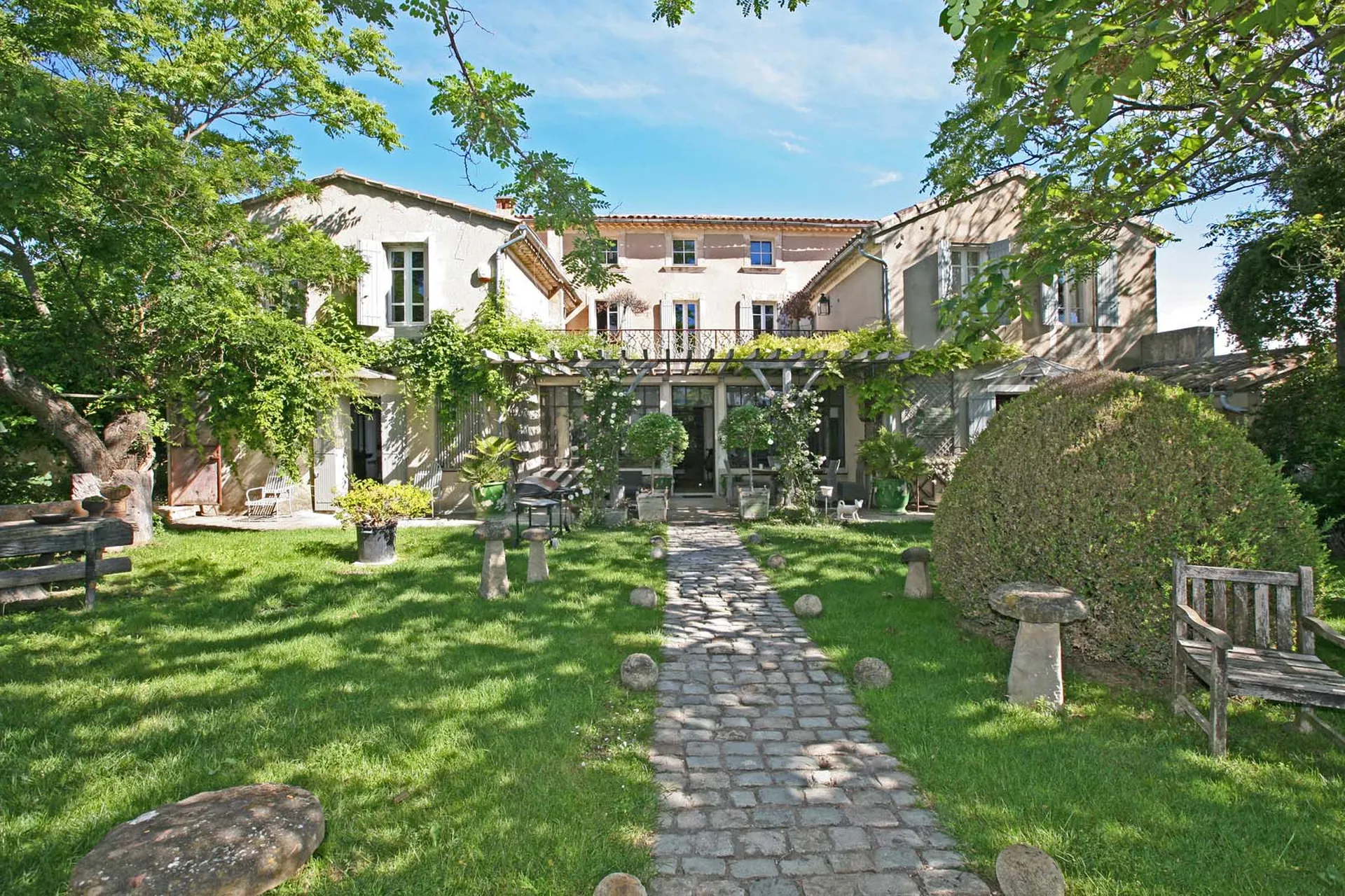 Ancienne propriété viticole à vendre en Provence