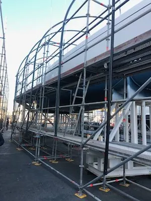 Louer un échafaudage pour bateau ou yacht sur Marseille