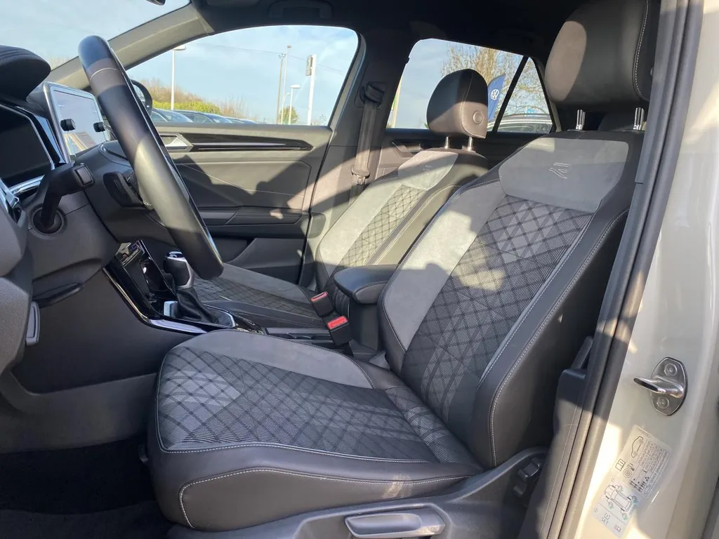 Volkswagen T-Roc R-Line 150 DSG occasion près de Rouen – SUV essence automatique récent