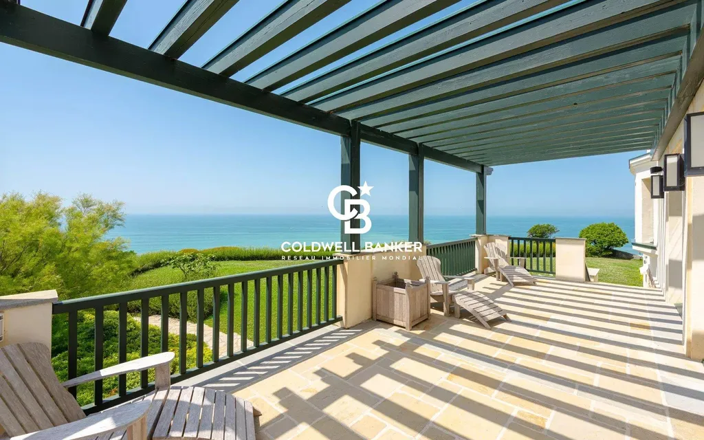 Propriété d’exception à vendre en première ligne à Bidart – vue mer imprenable sur 5 hectares