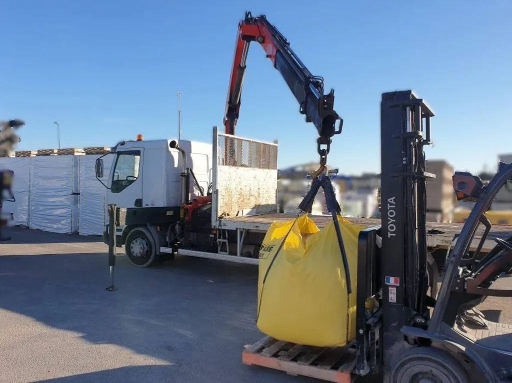 Formation et CACES® R490 Grue auxiliaire de chargement à Cordelle près de Roanne | Forma-Loc Auvergne