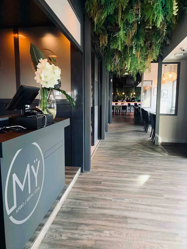 Restaurant pour déjeuner d'affaires, dans une brasserie chic et cosy au cœur de Saint-Priest