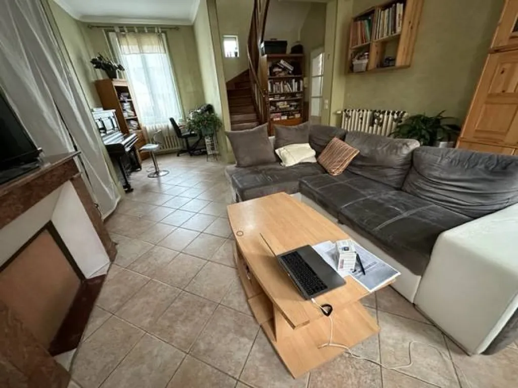 maison avec dépendance 76320