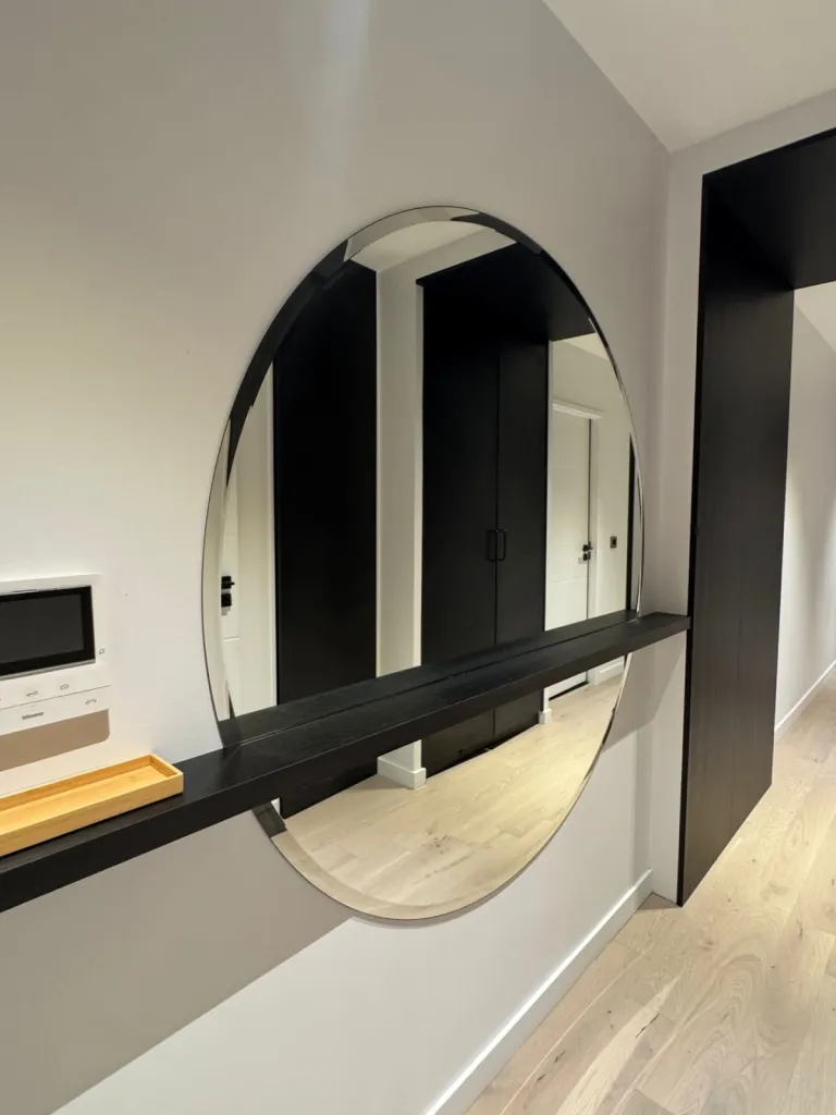 Installation d'un miroir biseauté en 2 parties à Dardilly dans l'Ouest Lyonnais