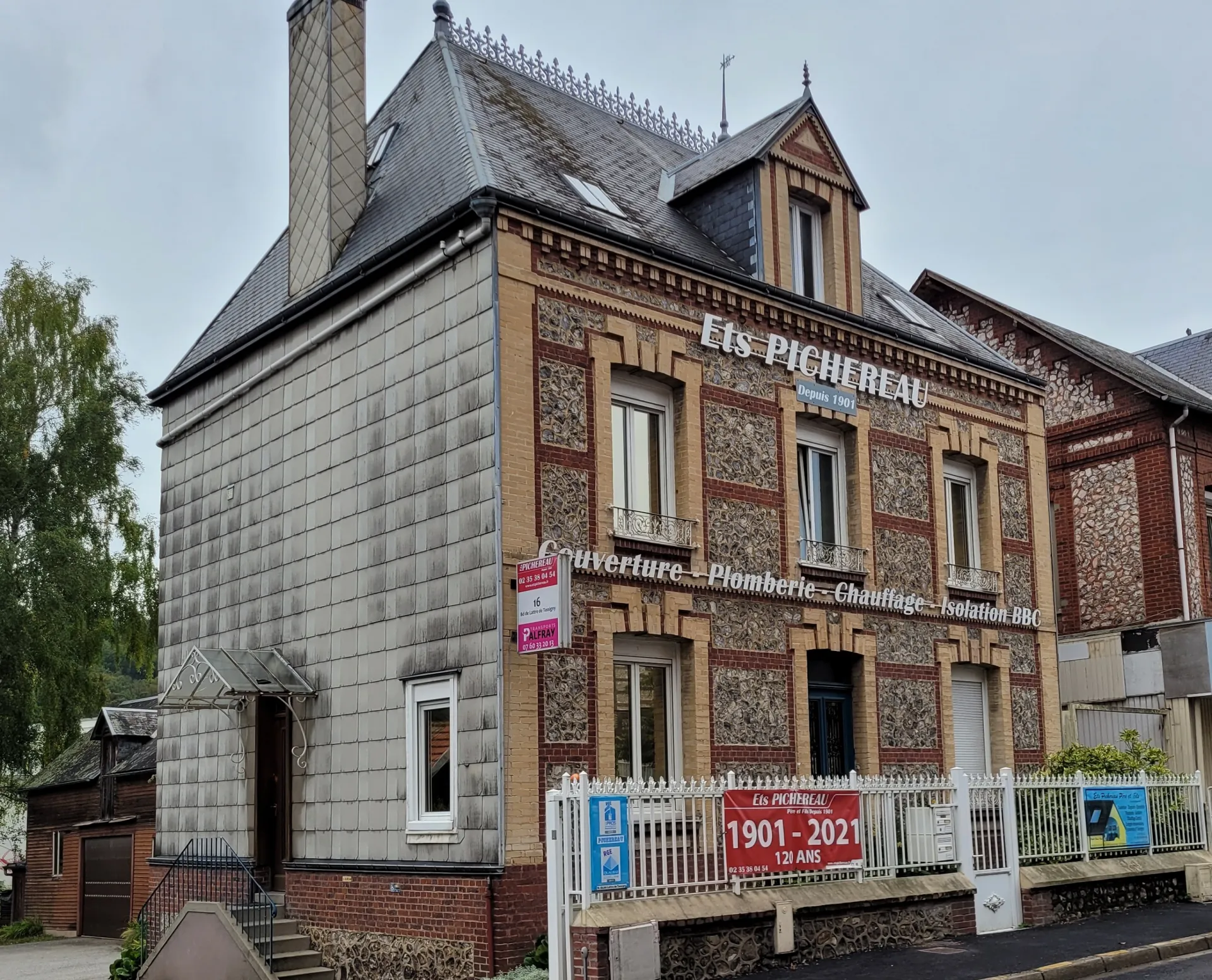 Depuis 1901 à votre service à Lillebonne