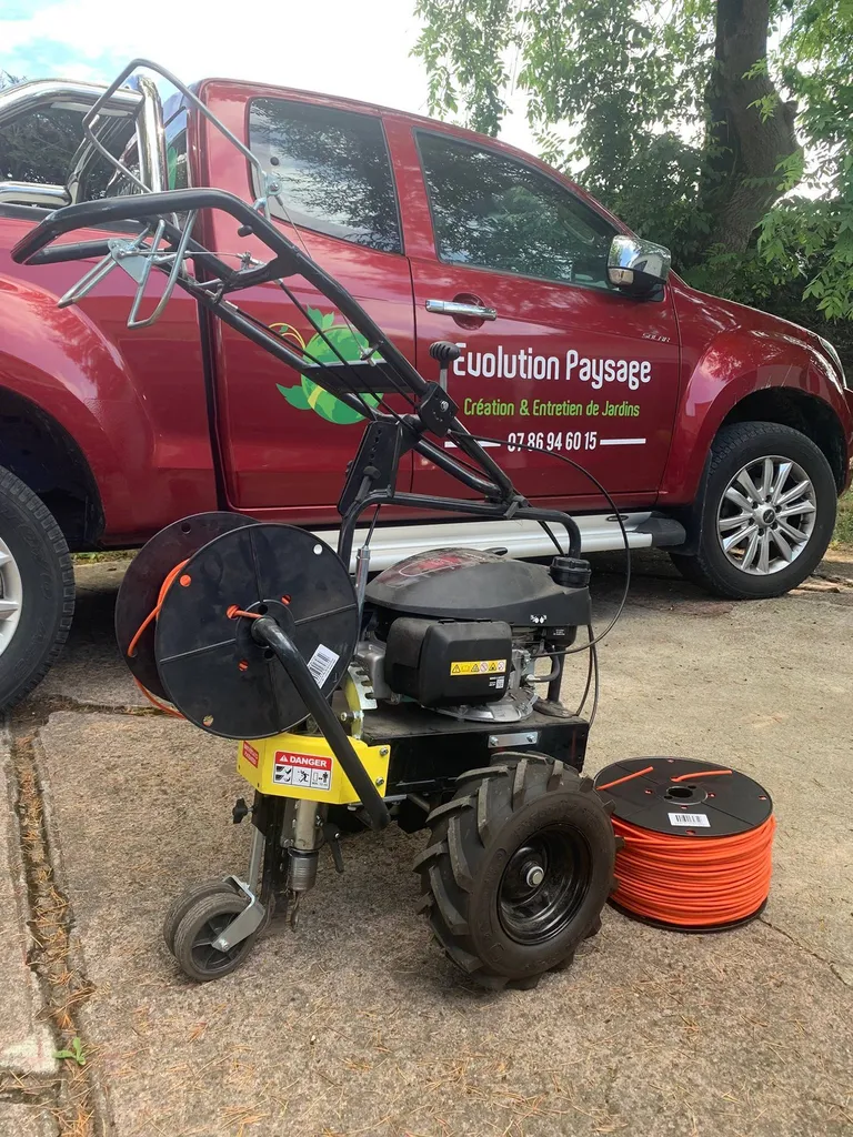 Automatiser l’entretien de mon jardin grâce au robot tondeuse près de Aureilhan