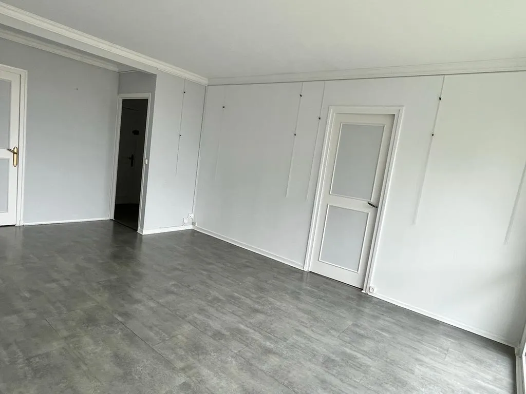Appartement en location de 54,26m², situé Parc du Cailly à Mont-Saint-Aignan, 736€ charges comprises