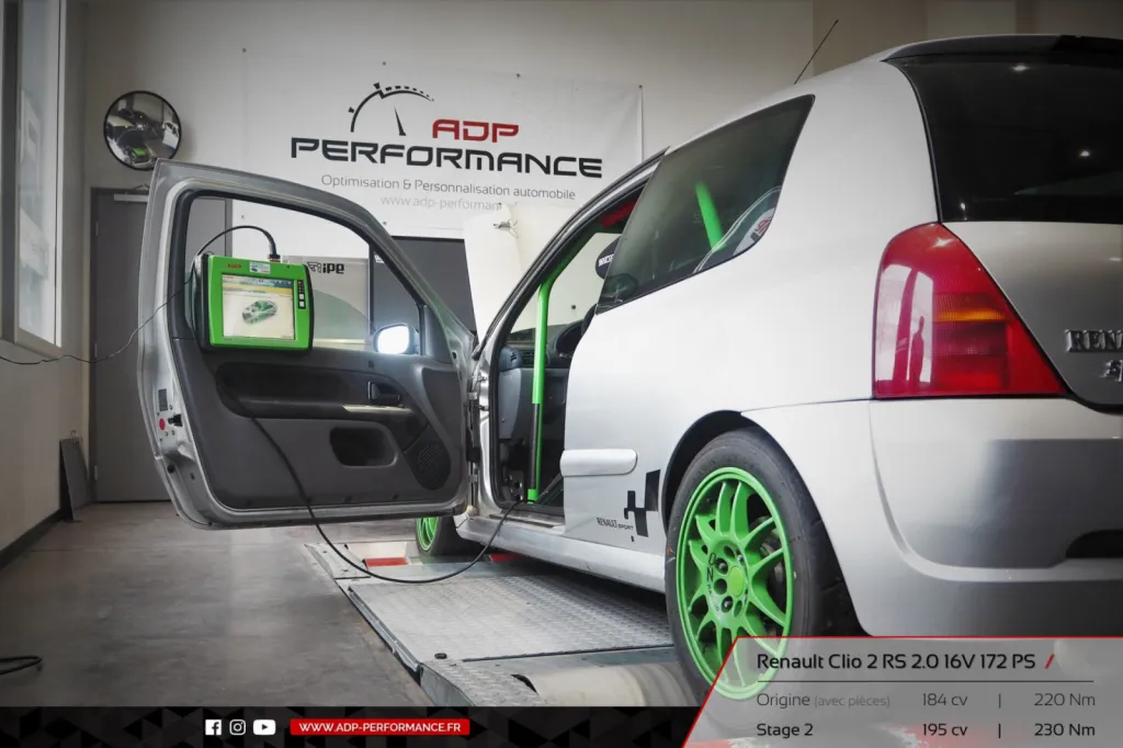 Reprogrammation moteur Nimes - Renault Clio 2 RS 2.0 16V 172cv - ADP Performance