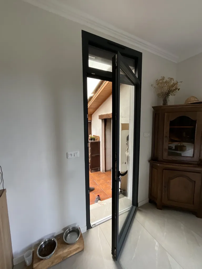 Porte-Fenêtre vitrée avec imposte sur Aix en Provence