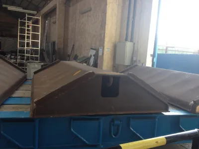 AGENCEMENT REMORQUE POUR TRANSPORT PIECES METALLIQUES MARTIGUES 13