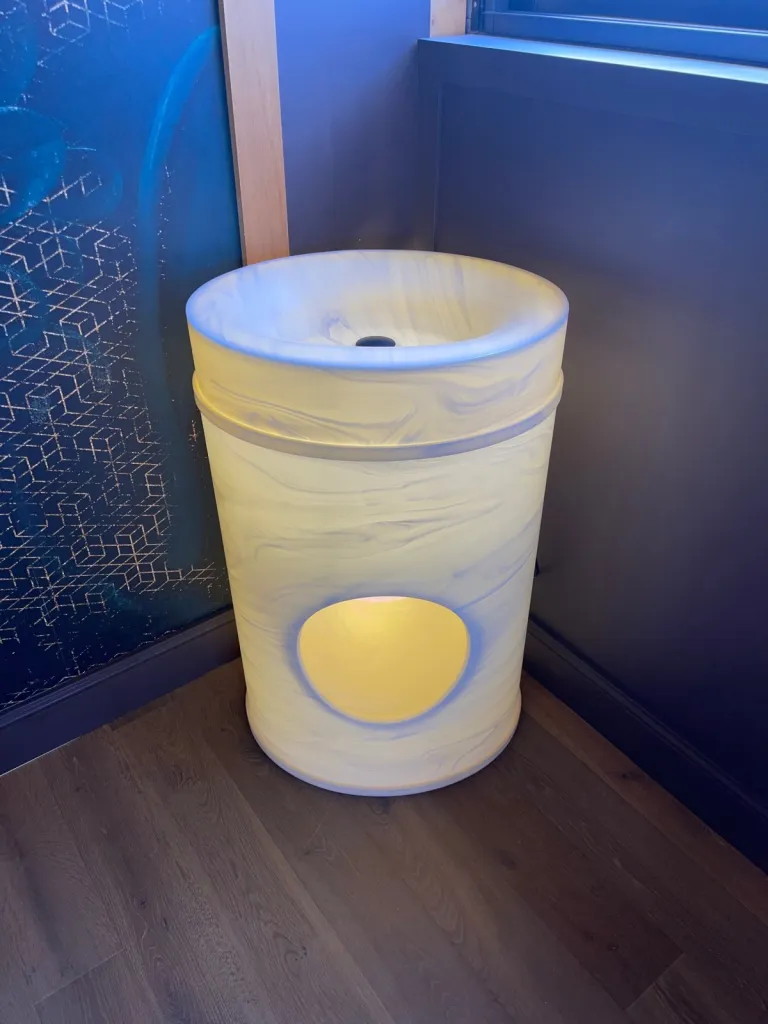 Fabrication de vasque en Corian sur-mesure sur la commune de Bordeaux