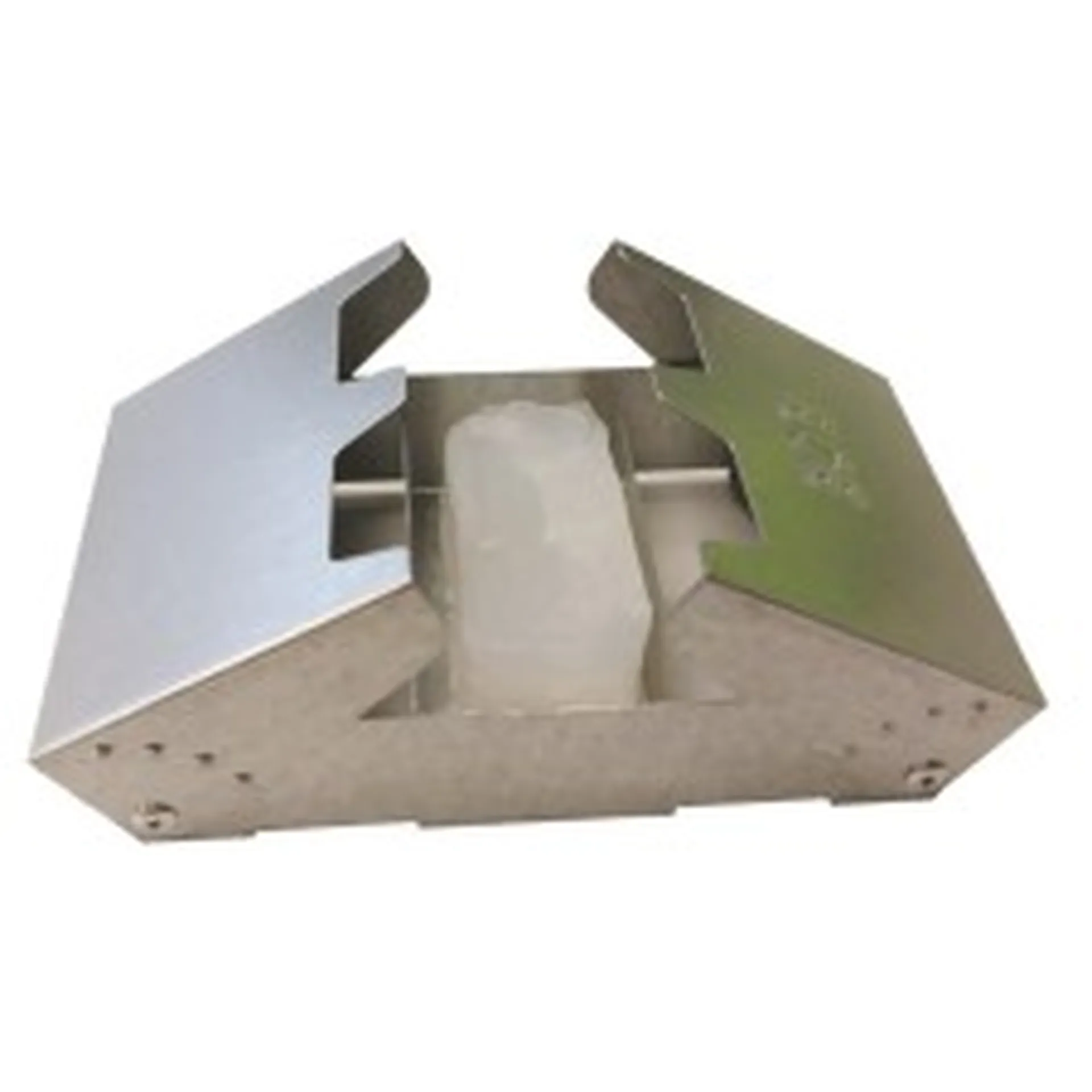 Matériel de survie et camping militaire autonomie sécurité équipements essentiels terrain Metz