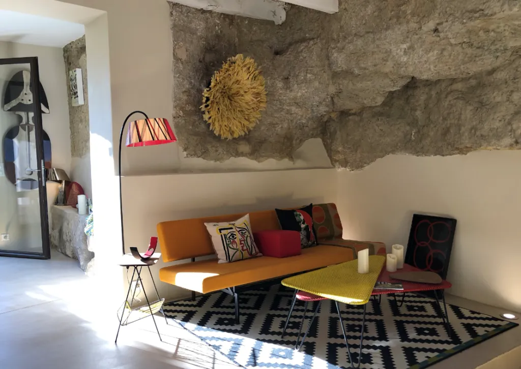 Une maison de village restaurée par Sacha Houant à Ménerbes