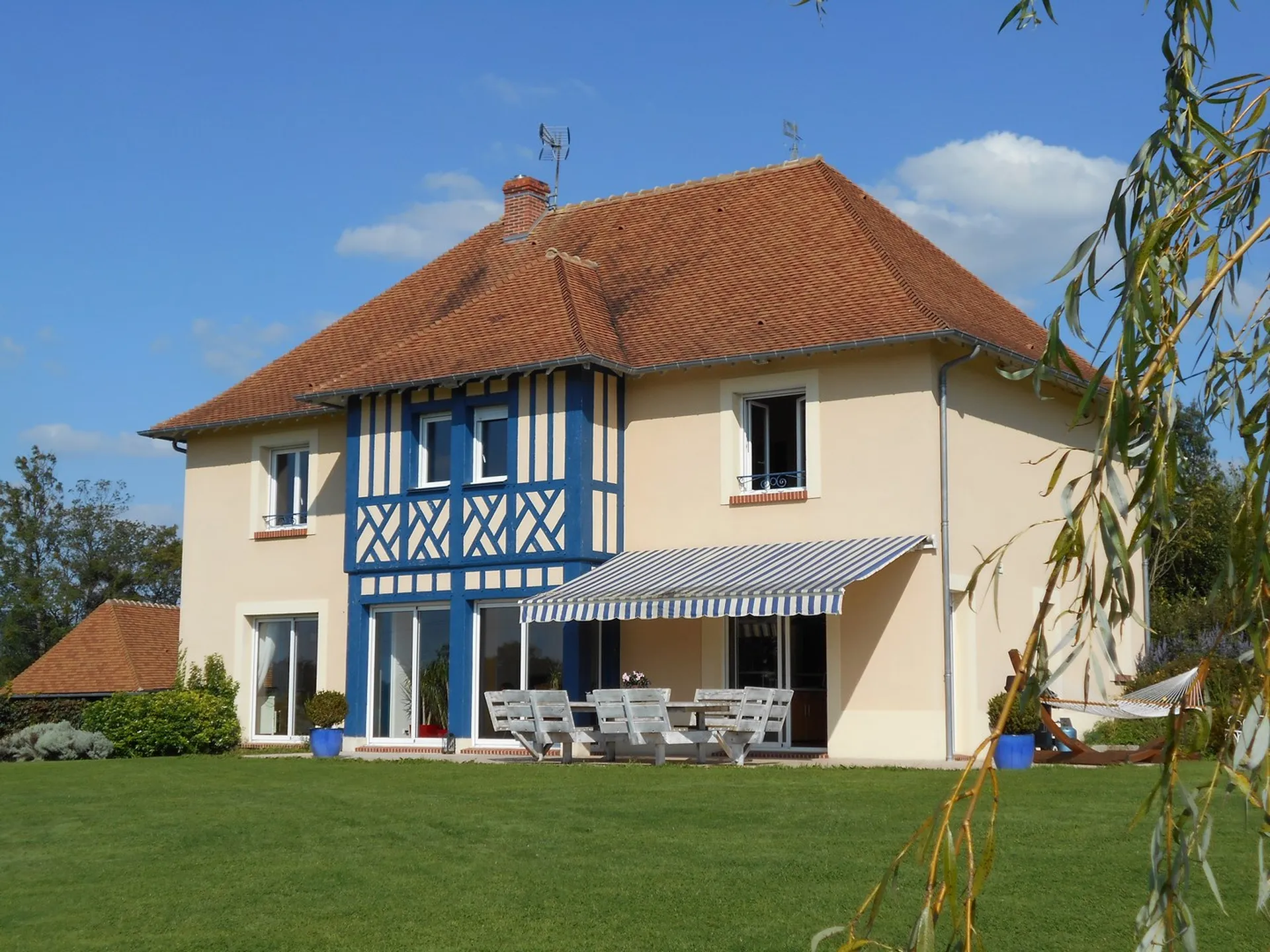 MAISON CONTEMPORAINE Proche de Lisieux