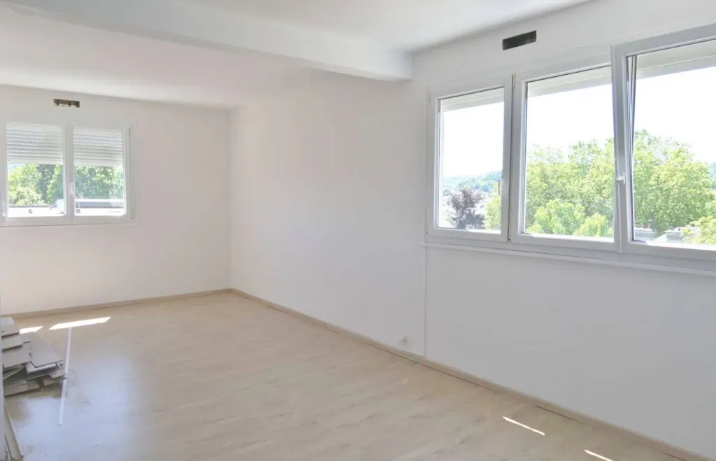 Vends appartement avec garage proche centre ville de st pierre lès elbeuf 76