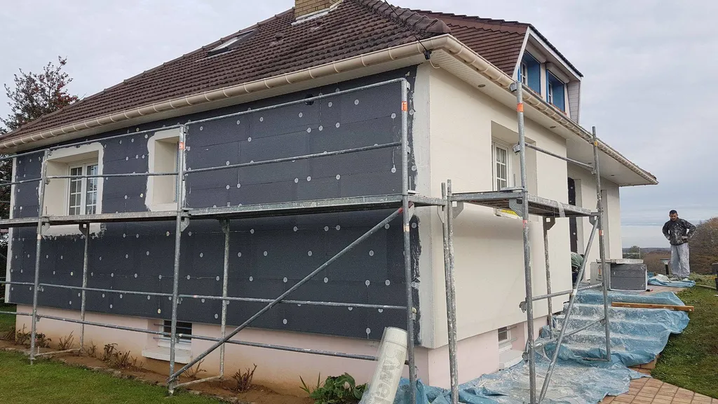 Isolation thermique par l’extérieur avec polystyrène expansé : performance et efficacité
