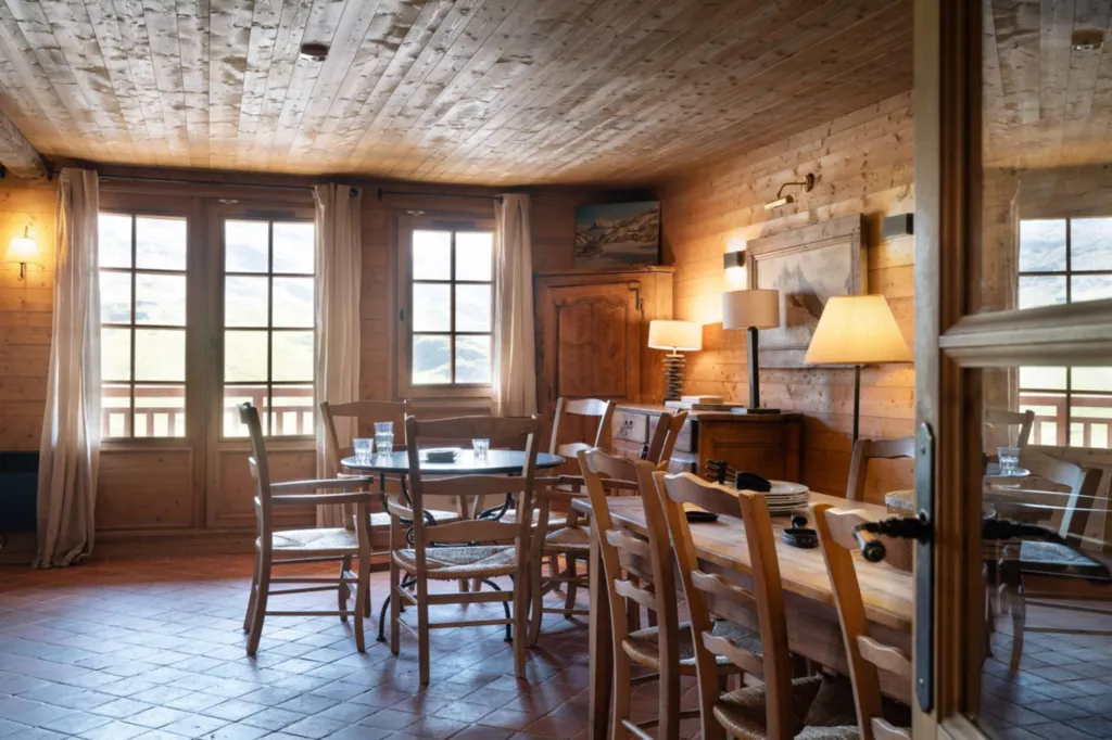 Appartement d'exception T5 cabine  duplex au coeur de la station de Val Thorens.