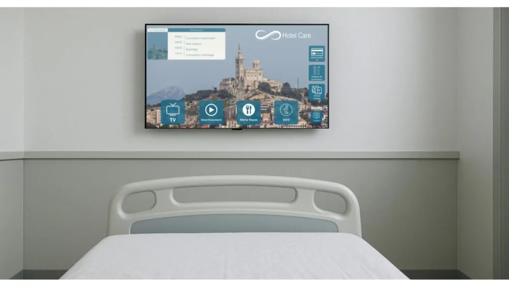 TV avec menu iptv personnalisé sur TV clinique