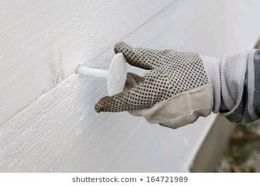 La société EM batiment vous propose ses service pour isoler vos façade par l'extérieur Proche du Havre. Plusieurs finition sont proposées dont enduit projeté, bardage et parements pierre.