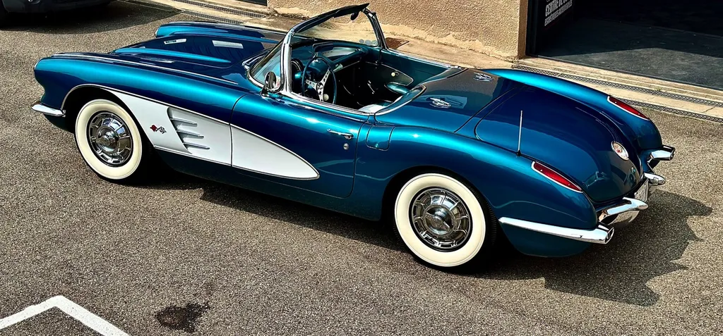 protection carrosserie traitement céramique Gyeon infinite Lyon Chevrolet corvette C1 1959