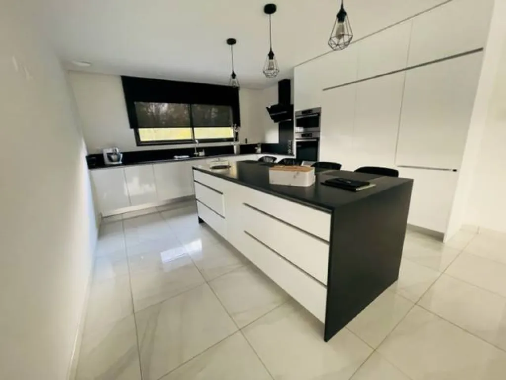 pavillon avec garage de 47 m²
