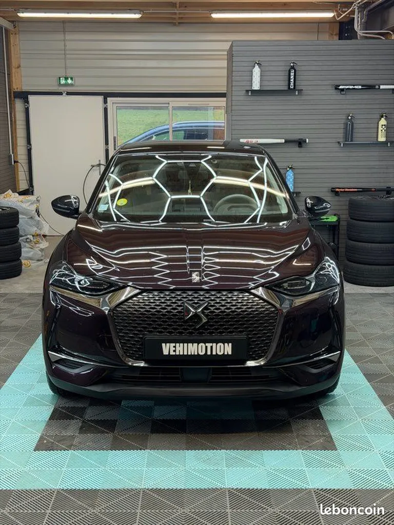 Vente d'une DS3 CROSSBACK BlueHDi RIVOLI 130CH diesel de 2020 avec boîte automatique à Saint-Julien-en-Genevois en Haute-Savoie