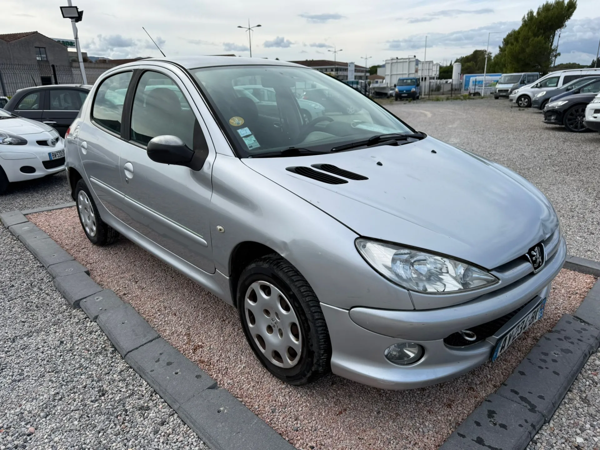 PEUGEOT 207 1.4 HDI 70 XBOX 360 5 PORTES
