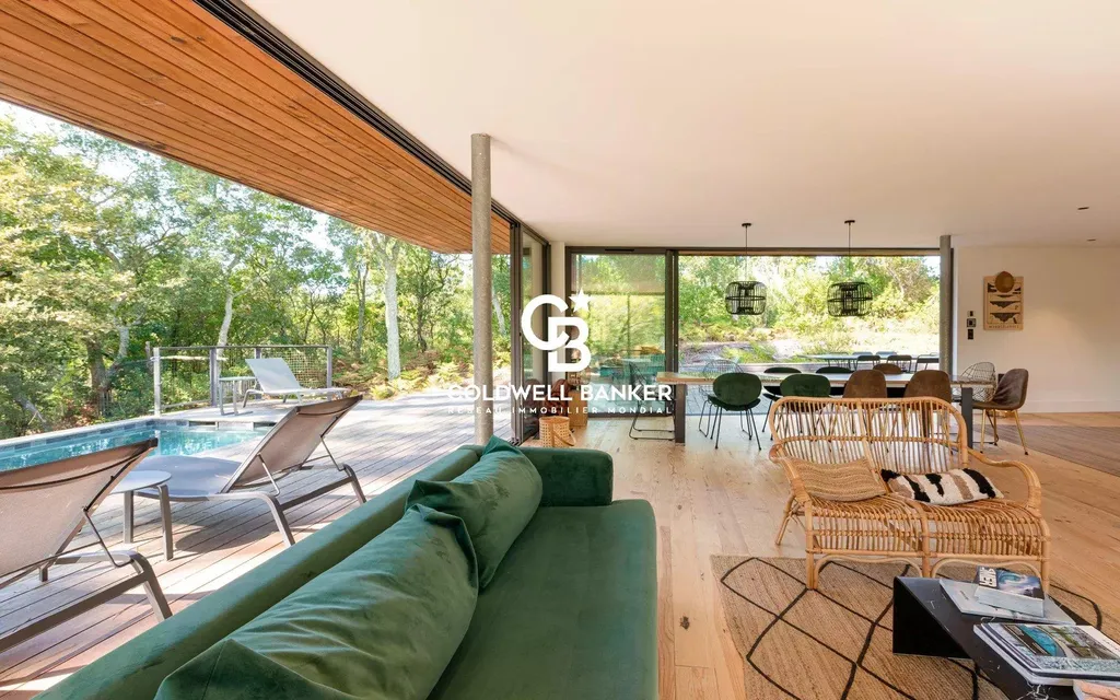Maison à vendre à Hossegor – contemporaine, nature et piscine au cœur de la pinède