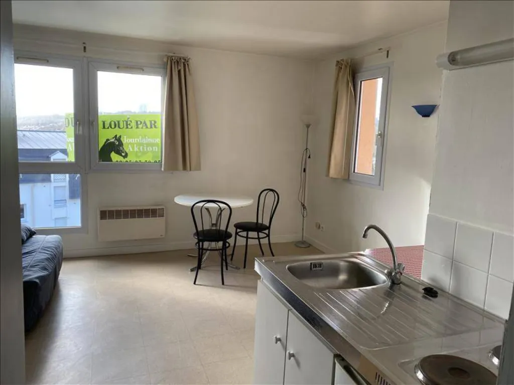 Situé au 1er étage