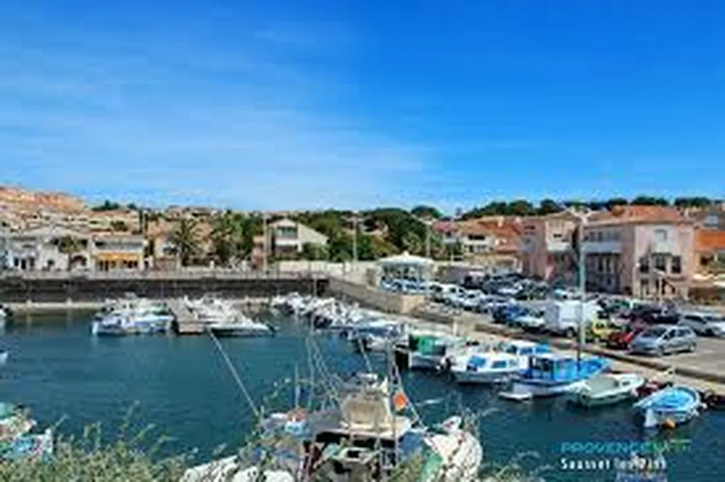 Devis décès 24/24 7/7 à partir de 2190 euros à Sausset-les-pins 13960