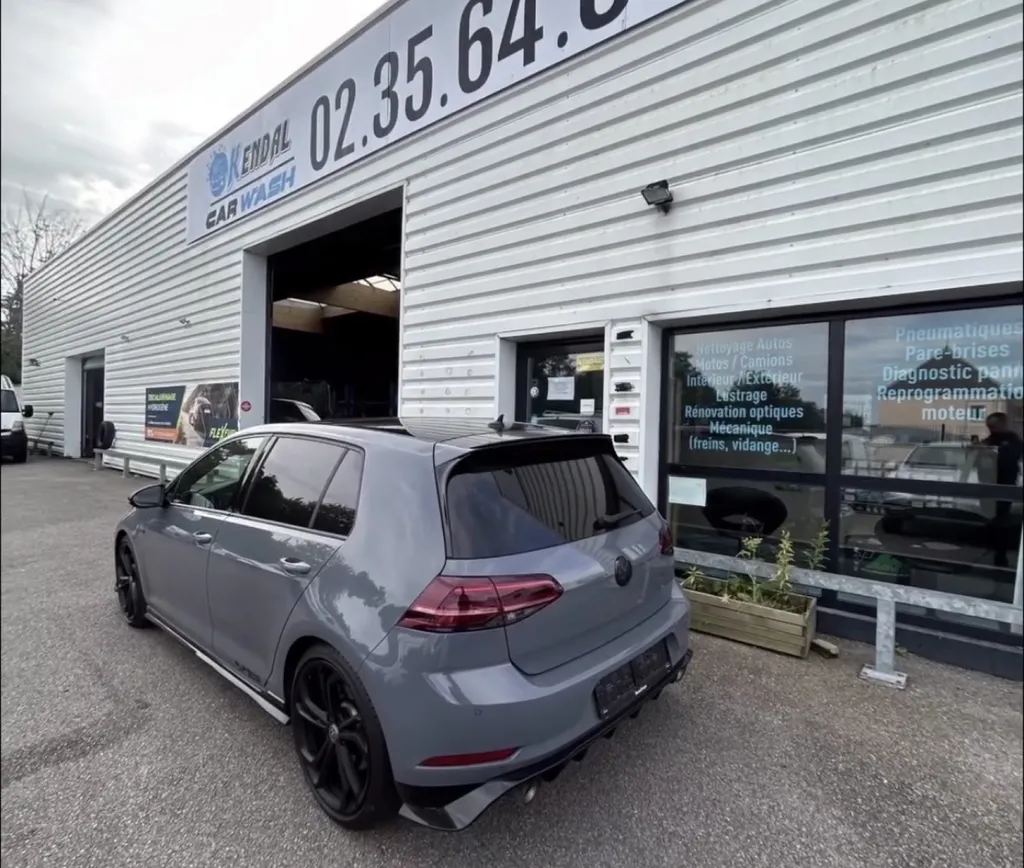 Vitres teintées avec la pose de films solaires