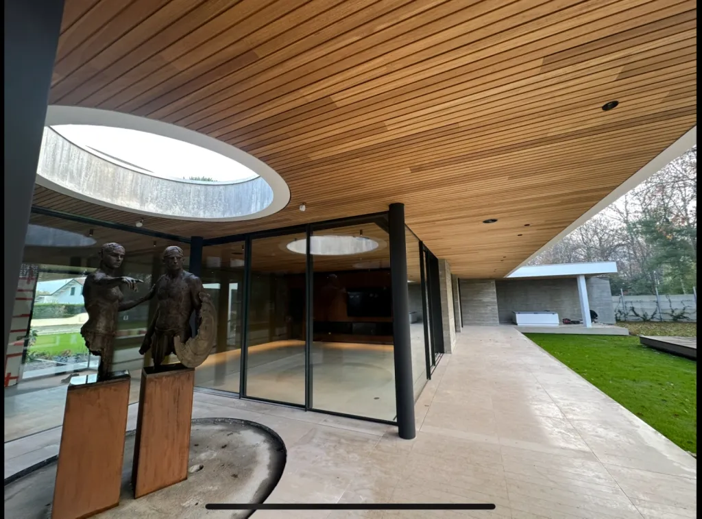 habillage bois d un avant toit a Arcachon