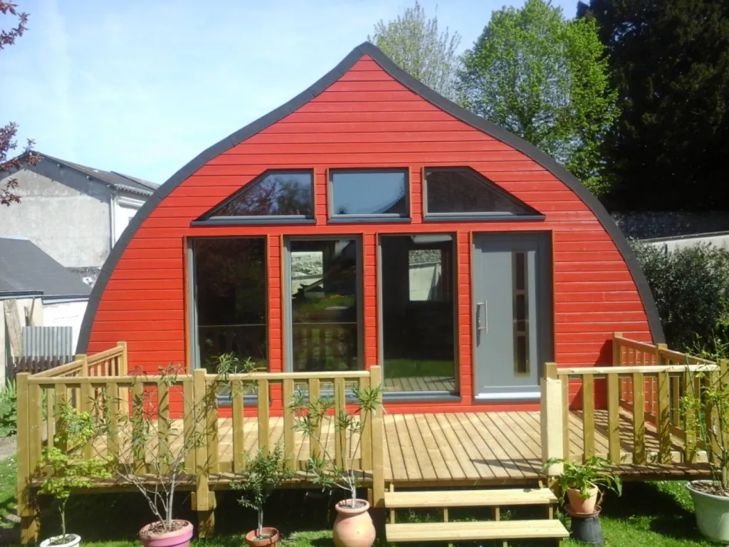 Tuiles GERARD Corona Toit cintré en ogive COCCIBOIS2