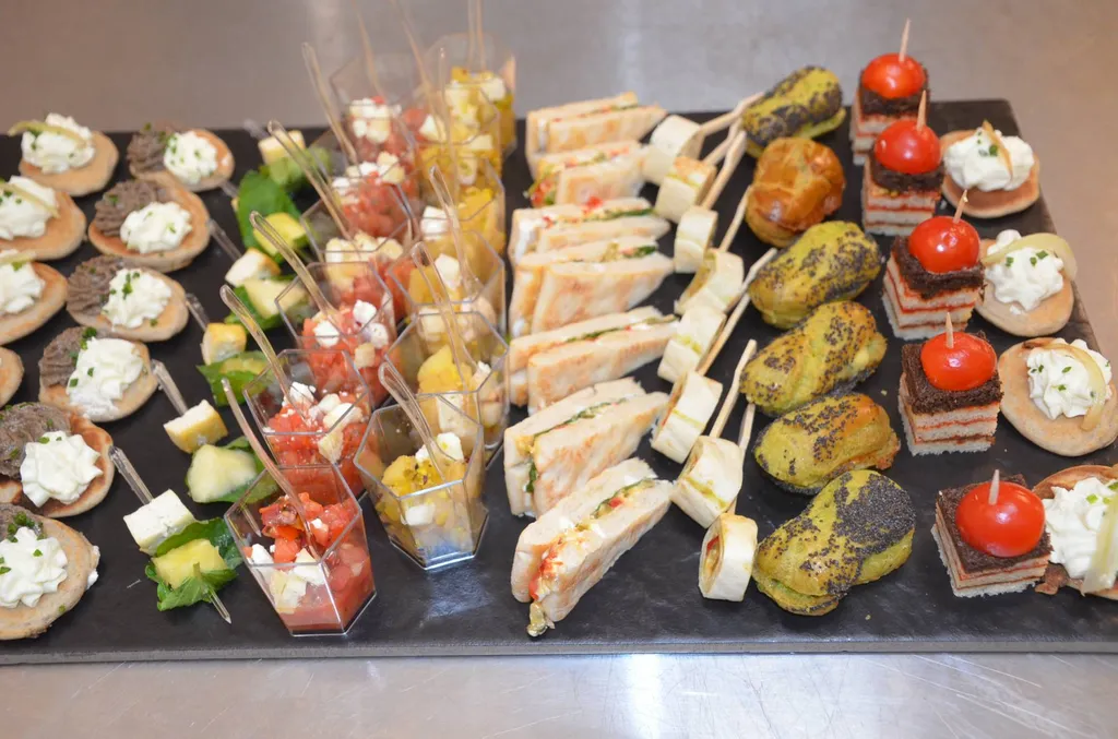 Ardoise de pièces cocktail végétarien