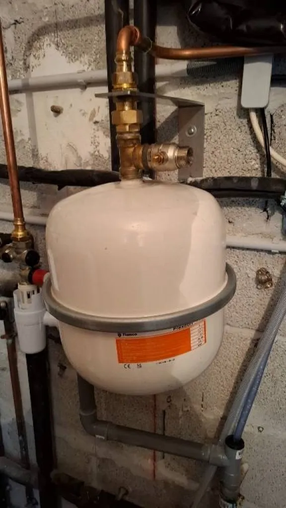 Bénéficier de MaPrimeRenov pour l'installation d'un chauffe eau solaire HelioFrance