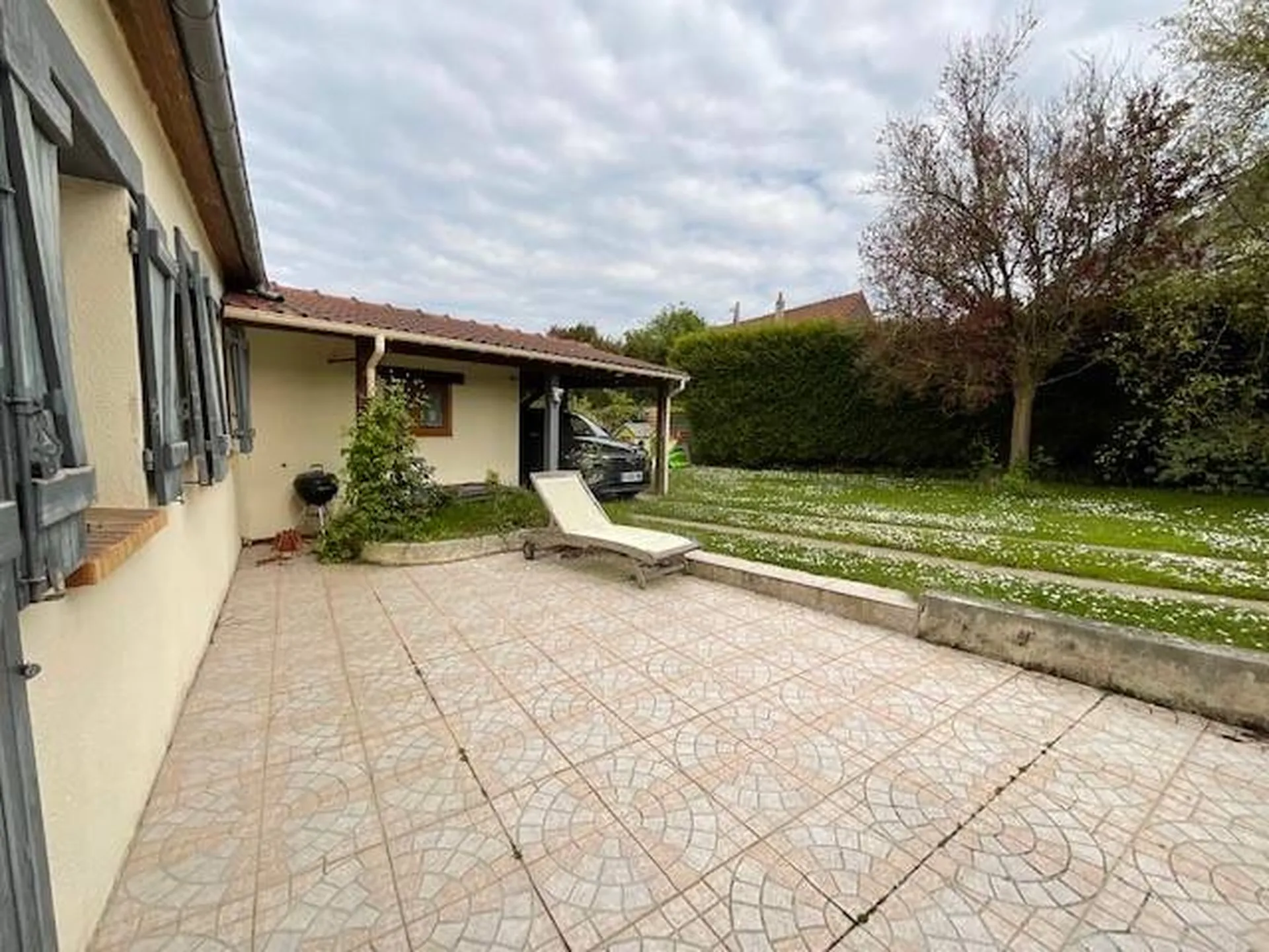 A vendre maison sur les hauteurs de Dieppe proche des commerces et du golf de Pourville, Normandie 76.
