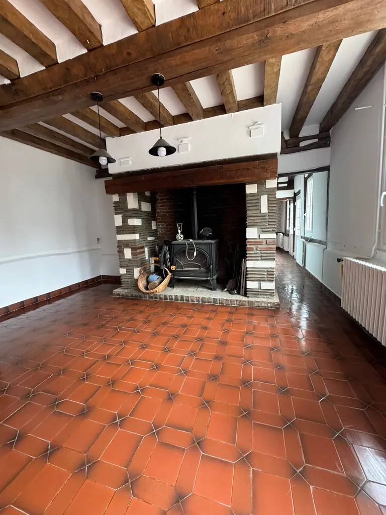 Rénovation d'une maison normande avec colombages, entres colombages et poutres entre LISIEUX et PONT AUDEMER 