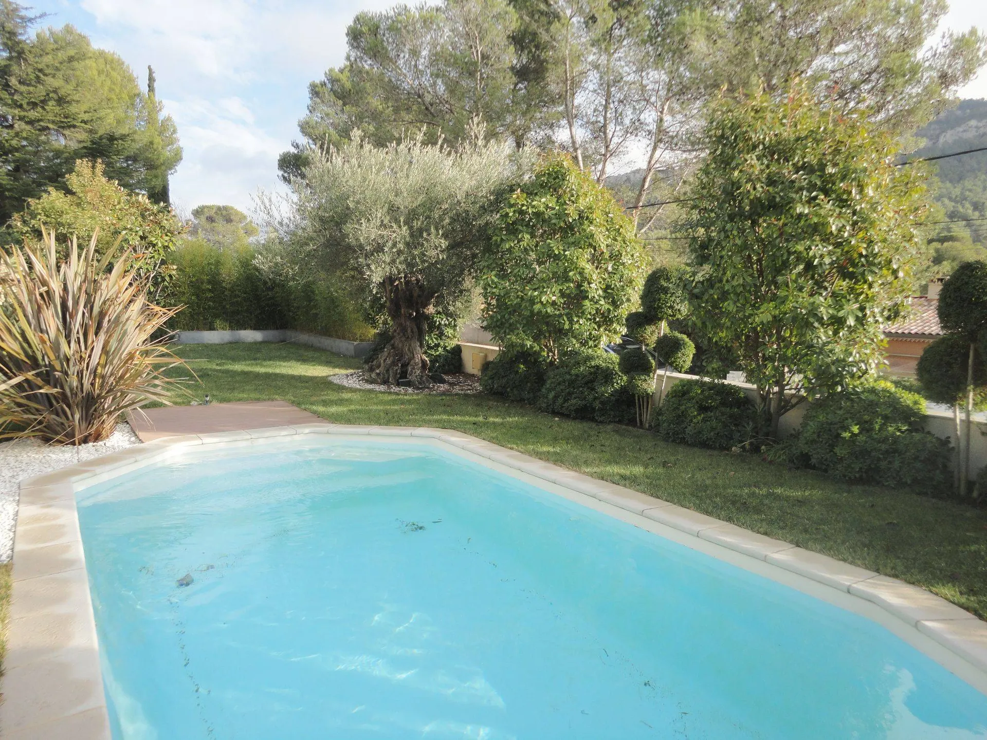 Roquefort la bedoule vente maison avec piscine