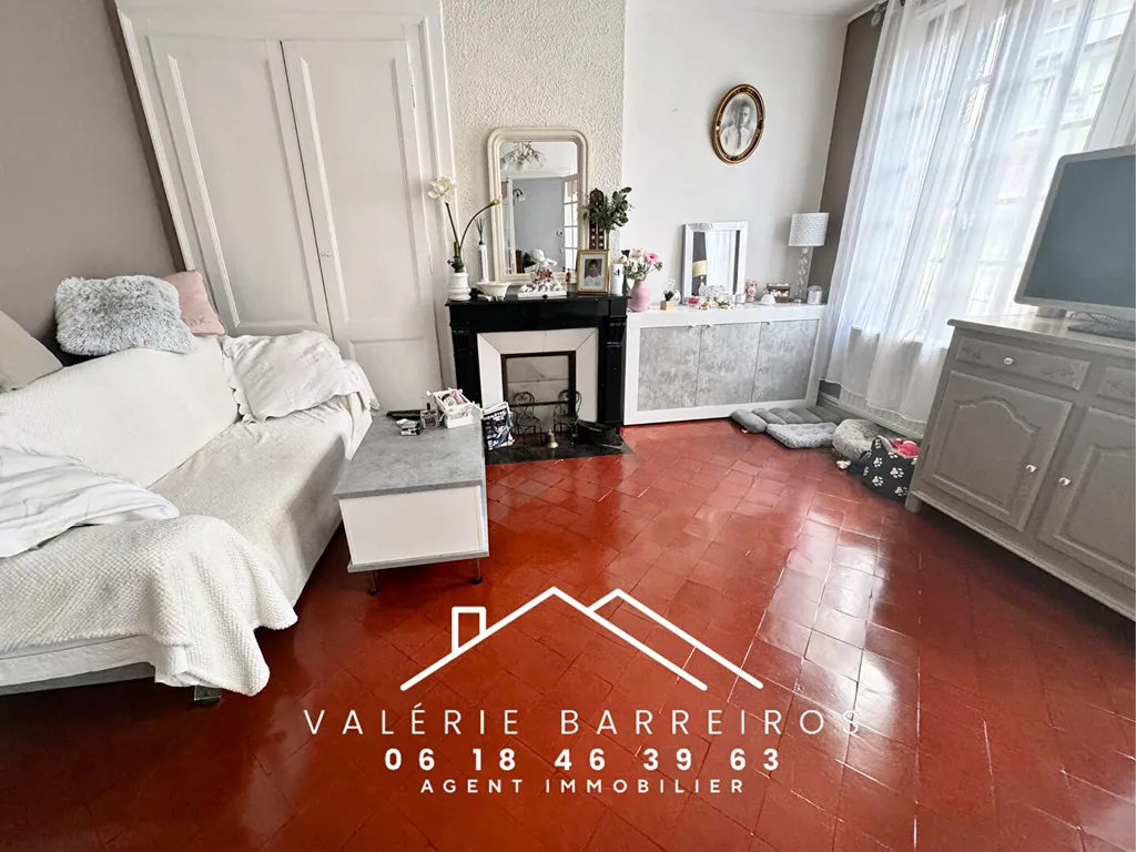 À vendre, jolie maison de brique de 100 m² sur un terrain de 120 m² situé à Caudebec-les-Elbeuf 76320