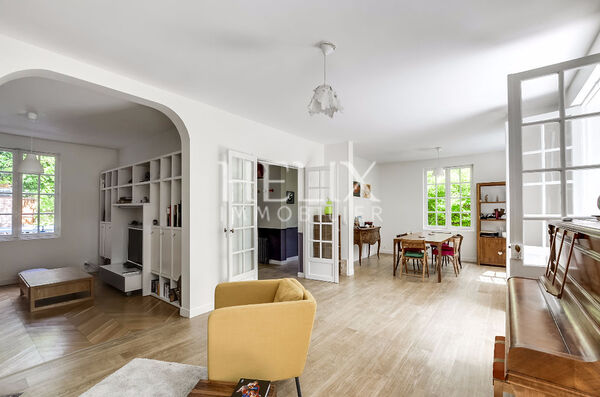 Propiedad 290 m² con un jardín de 1100 m²