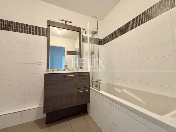 Bel appartement proche du lycée international, 3 chambres 4 pièce(s) 89.10 m2