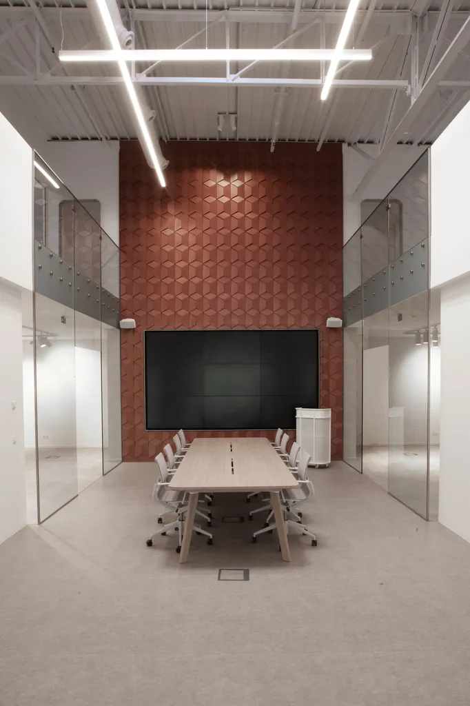 Agencement d'open space à Saint-Médard-en-Jalles par une architecte d'intérieur, conception pour le bien-être au travail