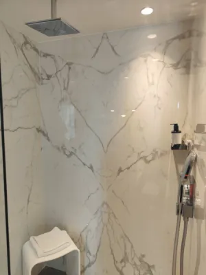 bac a douche a l'italienne créée par la société MMclimatisation