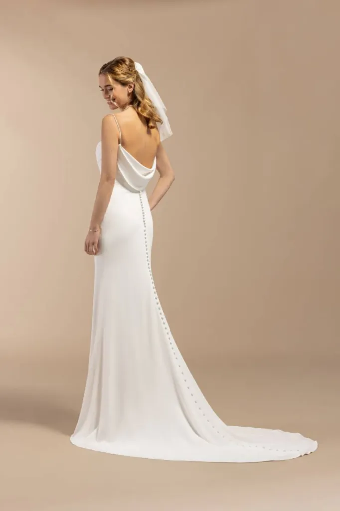 robe de mariée dos nu simple à Marseille